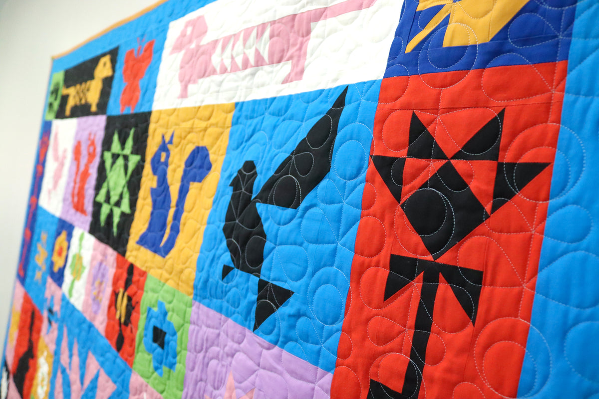 FOLK SAMPLER - The Complete Quilt Project Book